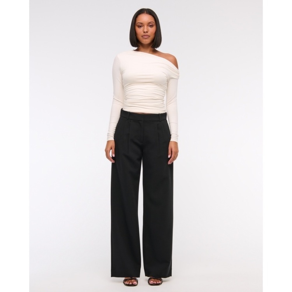 Abercrombie & Fitch Sloane Low Rise Tailored Navy Wide Leg Pleats Trouser 31 12L